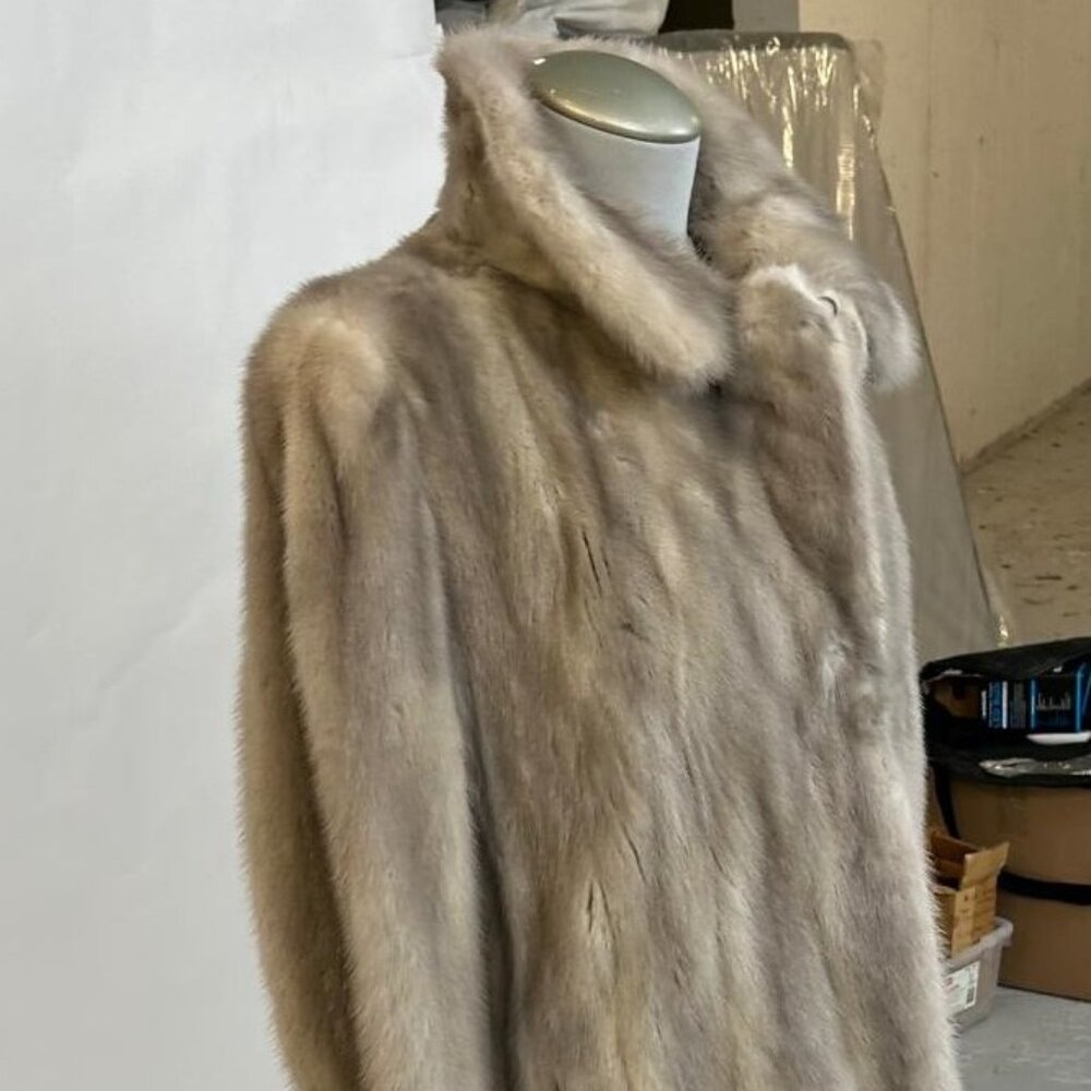 BLUE Mink size L was 6995 now only 1595